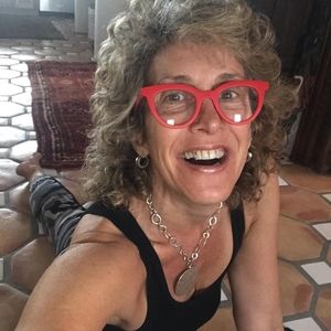 Meet your Posher, Brenda